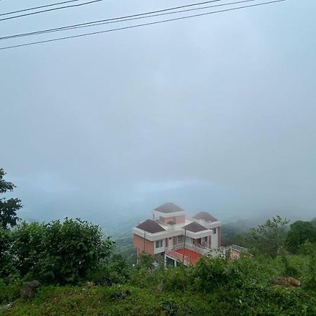 Hotel Hill Monk- Dazzling Vega Vagamon Exteriér fotografie